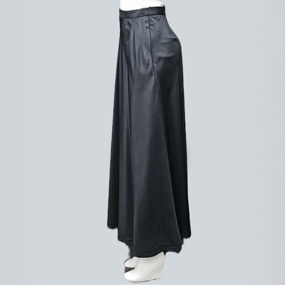 Jobis Vintage Flowing Maxi Skirt